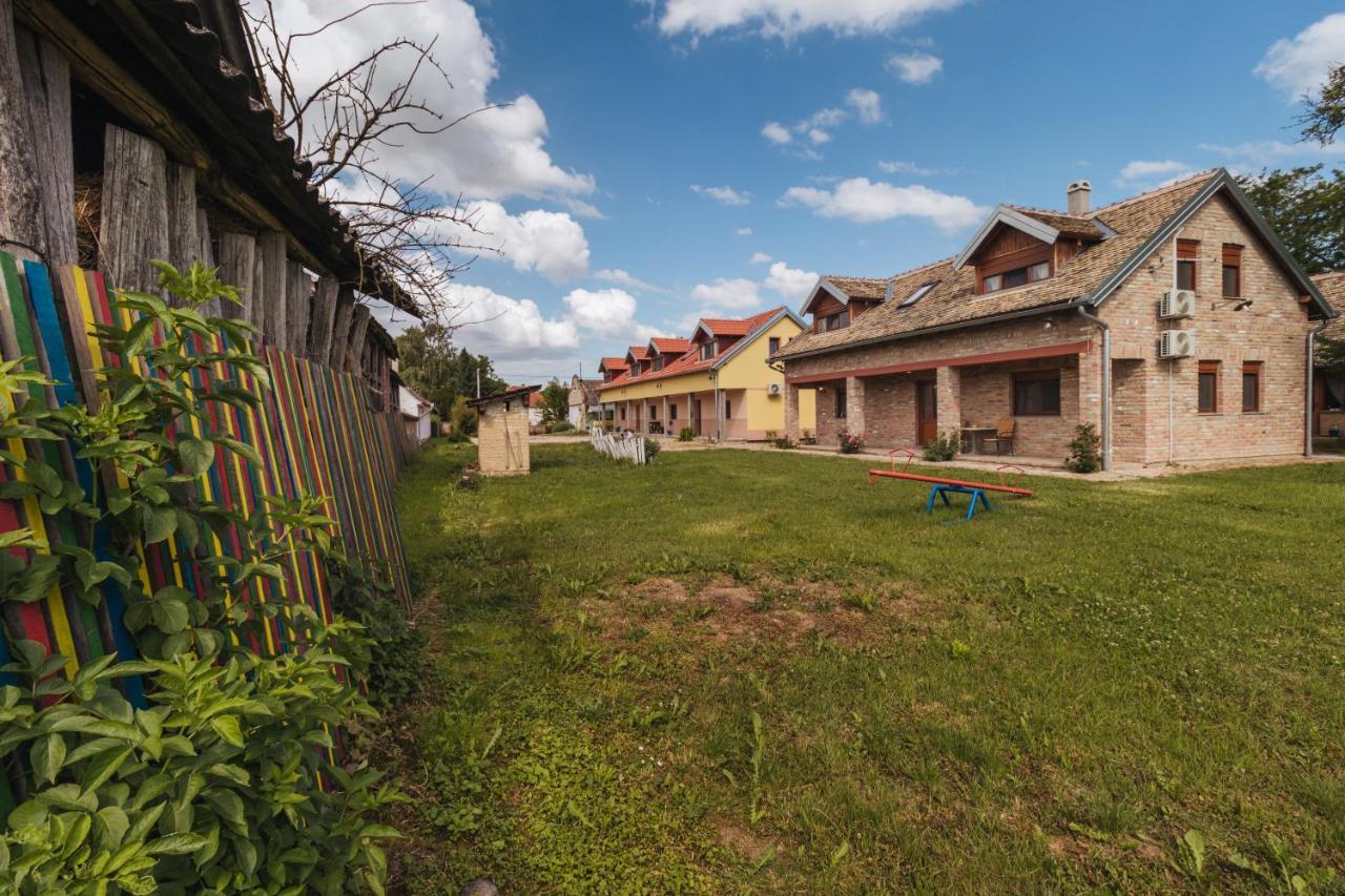 Bed and Breakfast Sobe Kod Baje - Baranjska Kuca à Karanac Extérieur photo